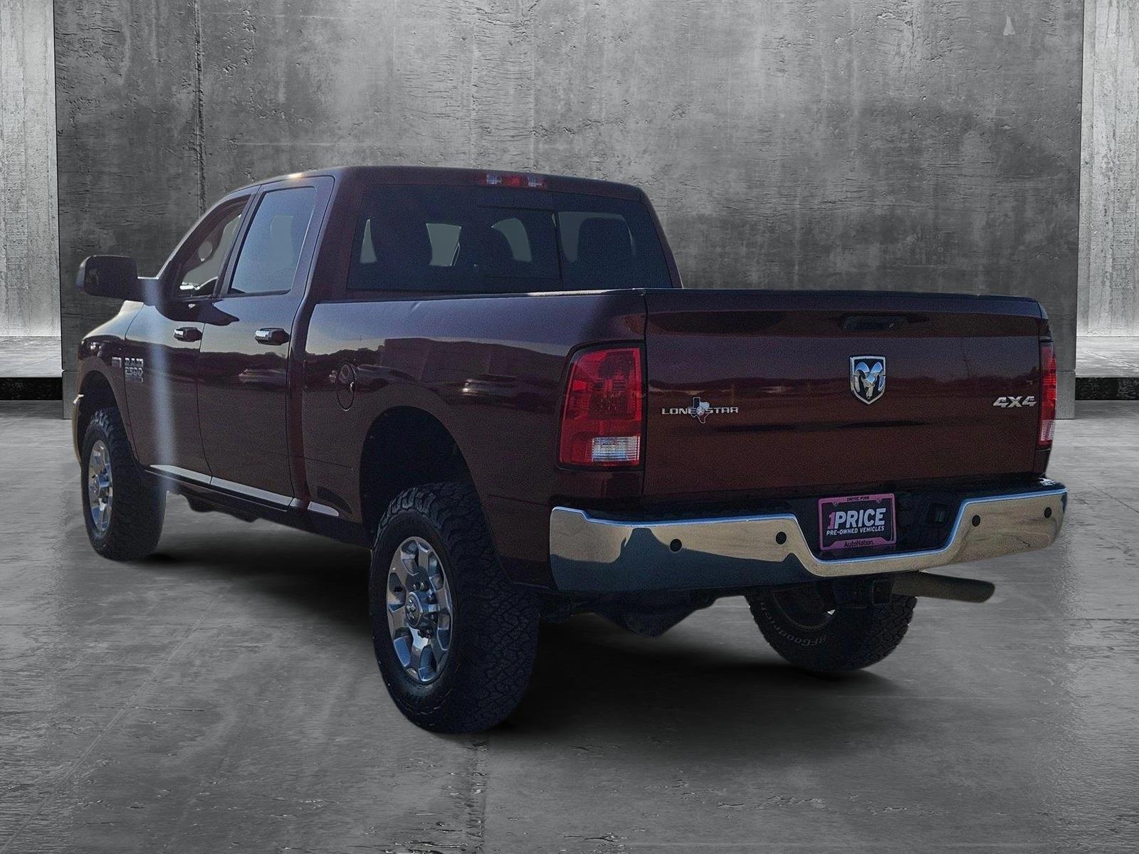 2016 Ram 2500 Vehicle Photo in NORTH RICHLAND HILLS, TX 76180-7199