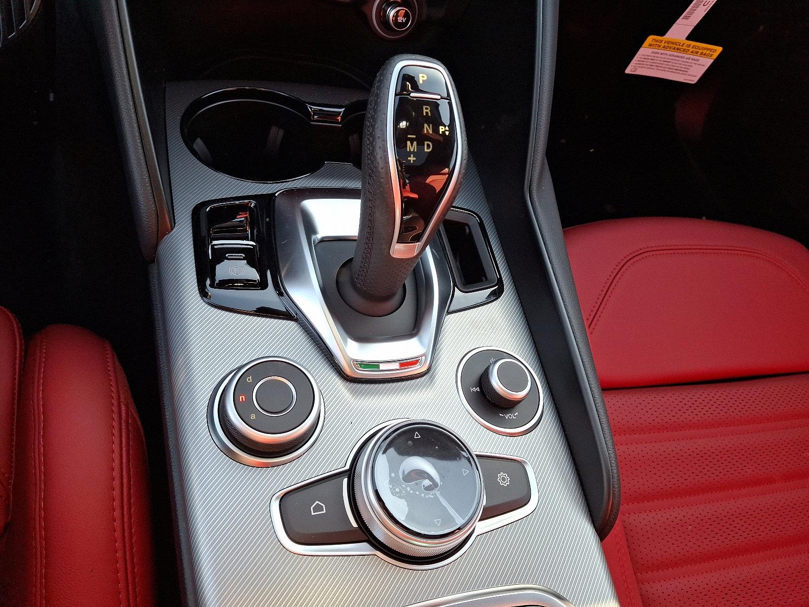 2025 Alfa Romeo Giulia Vehicle Photo in Willow Grove, PA 19090