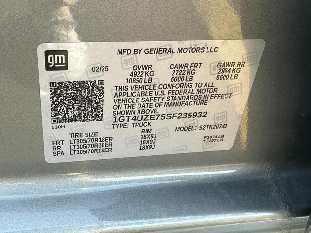 2025 GMC Sierra 2500 HD Vehicle Photo in COLUMBIA, MO 65203-3903