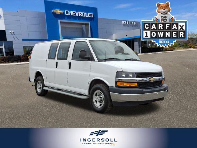 2022 Chevrolet Express Cargo 2500 Vehicle Photo in DANBURY, CT 06810-5034