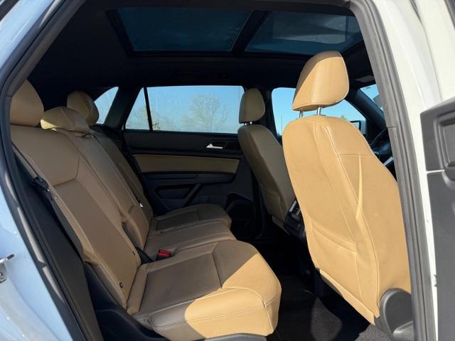 2020 Volkswagen Atlas Cross Sport Vehicle Photo in COLUMBIA, MO 65203-3903
