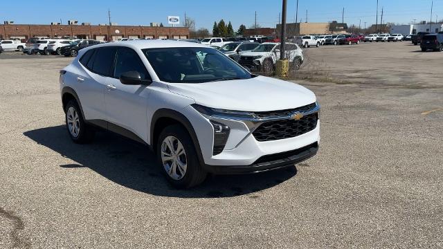 Used 2024 Chevrolet Trax LS with VIN KL77LFE21RC021676 for sale in Sterling Heights, MI