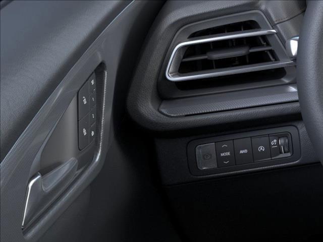 2025 Chevrolet Traverse Vehicle Photo in EMPORIA, VA 23847-1235