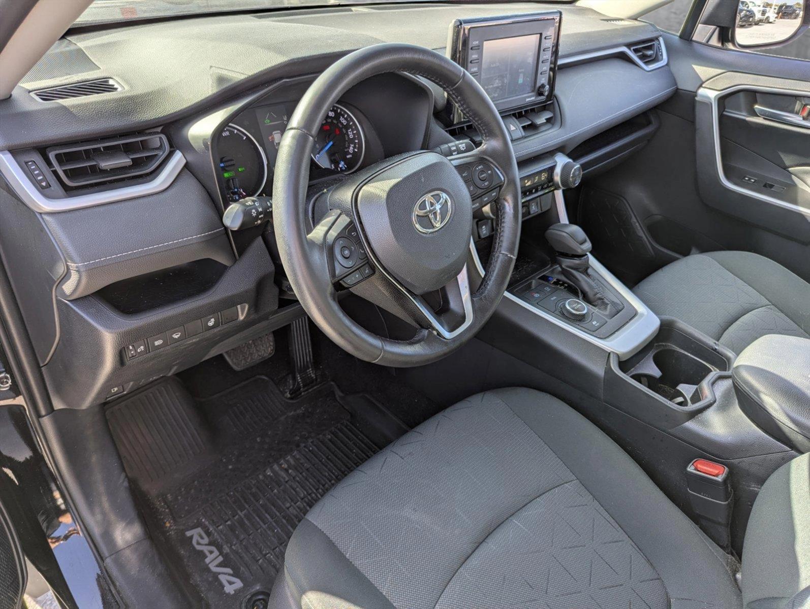 2020 Toyota RAV4 Vehicle Photo in Ft. Myers, FL 33907