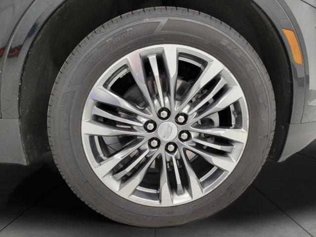 2017 Cadillac XT5 Vehicle Photo in APPLETON, WI 54914-4656