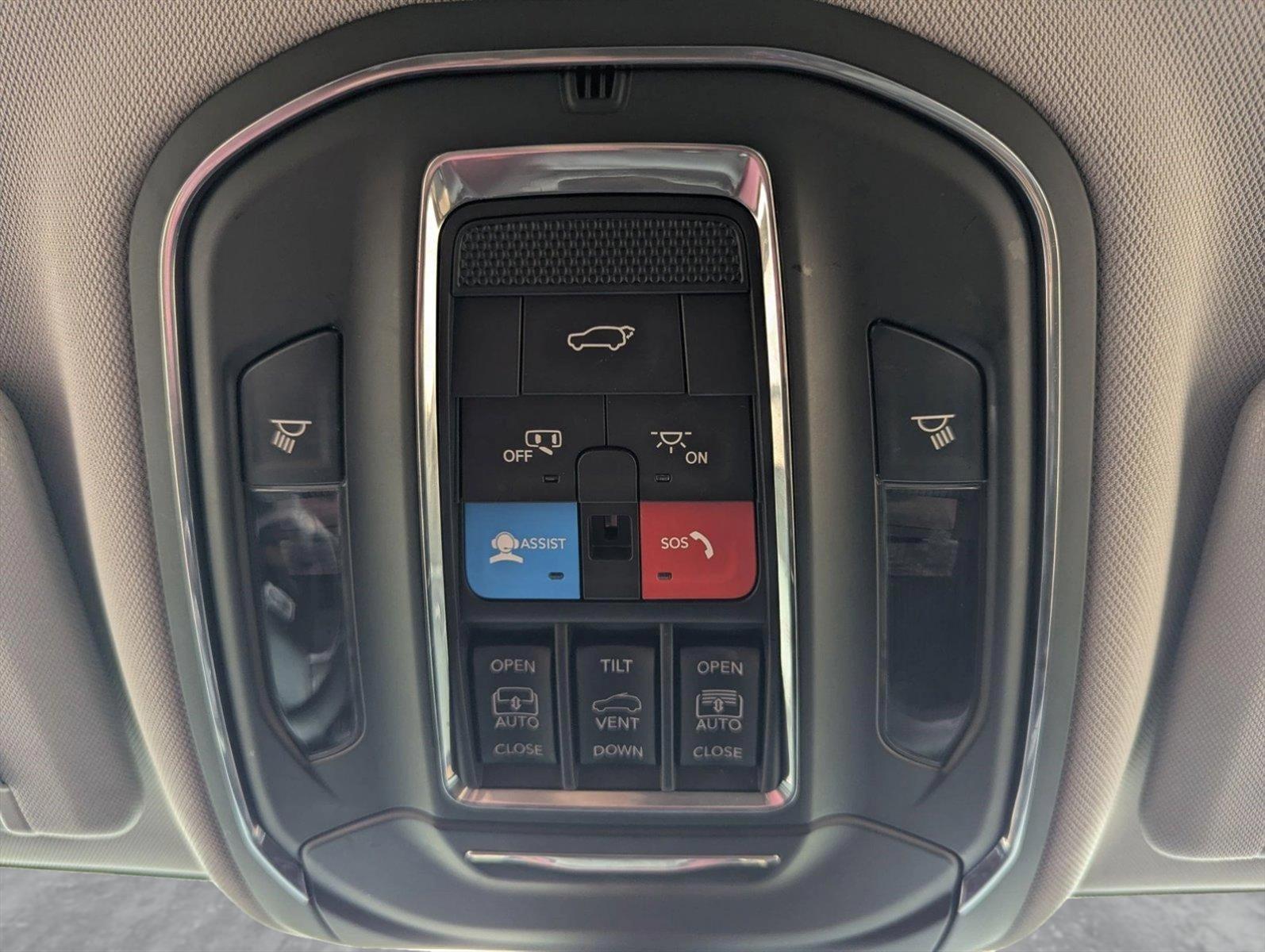 2023 Jeep Grand Cherokee L Vehicle Photo in CORPUS CHRISTI, TX 78412-4902
