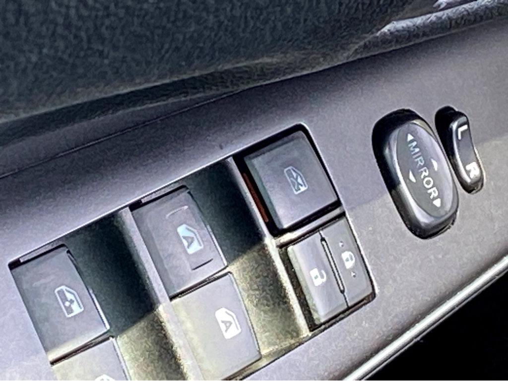 2016 Toyota Camry Vehicle Photo in POOLER, GA 31322-3252