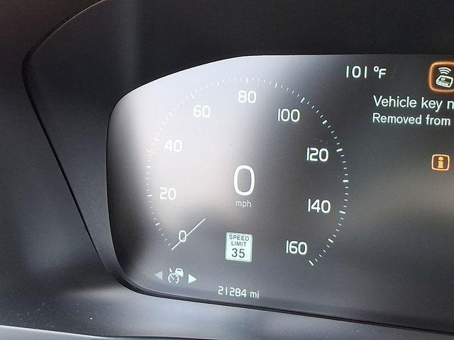 2022 Volvo XC90 Vehicle Photo in PAWLING, NY 12564-3219