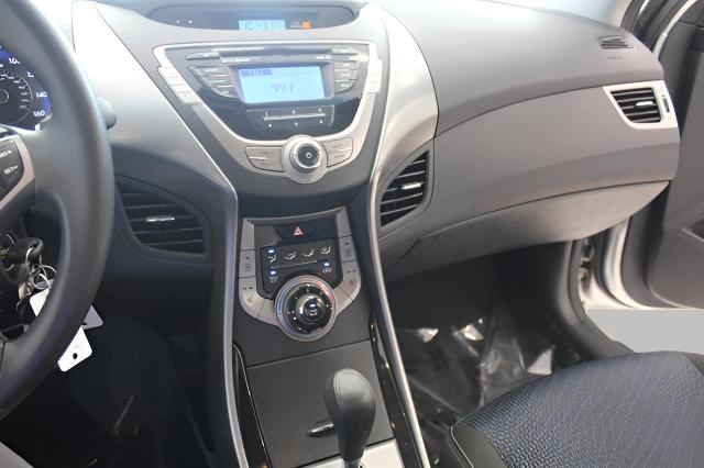 2013 Hyundai ELANTRA Coupe Vehicle Photo in Green Bay, WI 54304
