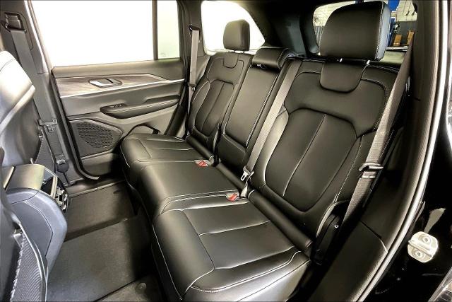 2024 Jeep Grand Cherokee Vehicle Photo in Tulsa, OK 74129