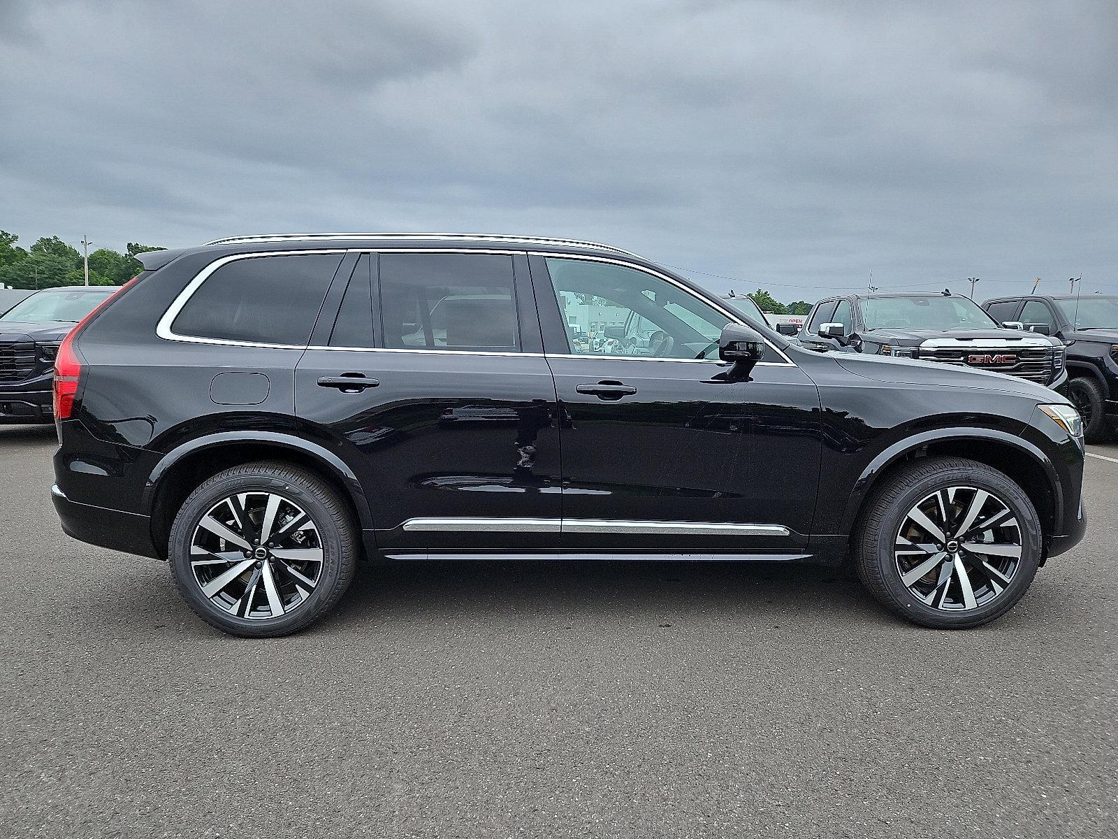 2026 Volvo XC90 Vehicle Photo in Trevose, PA 19053