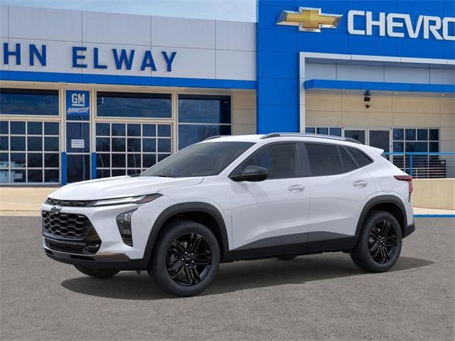 2025 Chevrolet Trax Vehicle Photo in ENGLEWOOD, CO 80113-6708