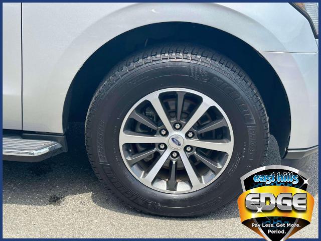 2019 Ford Expedition Vehicle Photo in Roslyn, NY 11576