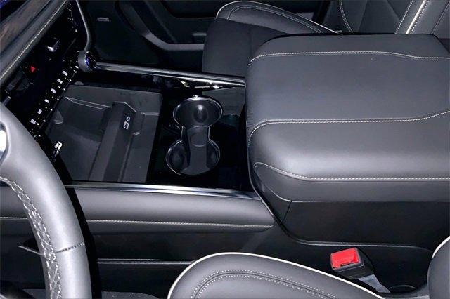 2025 Chevrolet Tahoe Vehicle Photo in KANSAS CITY, MO 64114-4502