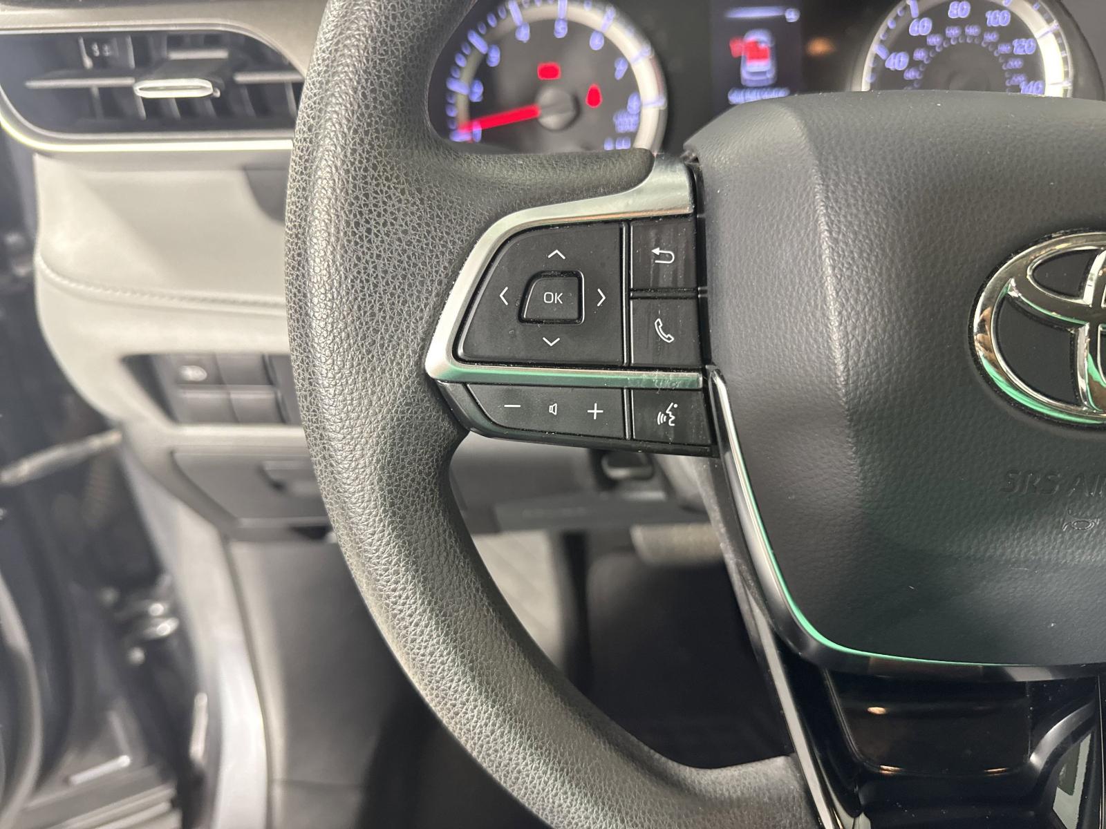 2020 Toyota Highlander Vehicle Photo in Georgetown, TX 78626