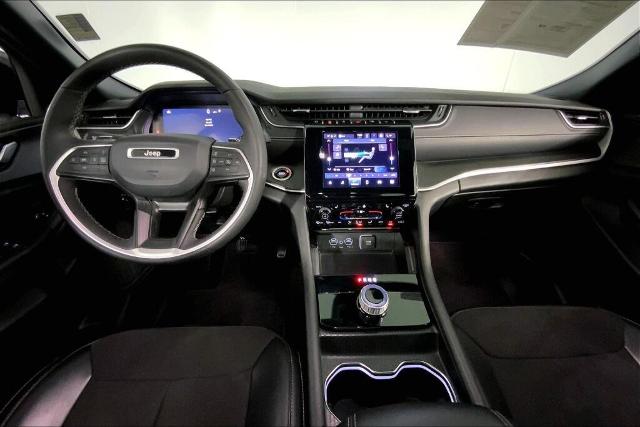 2024 Jeep Grand Cherokee L Vehicle Photo in Kansas City, MO 64114