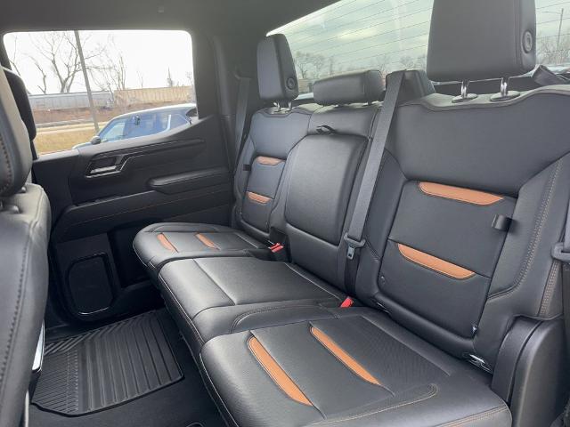 2023 GMC Sierra 1500 Vehicle Photo in MANHATTAN, KS 66502-5036