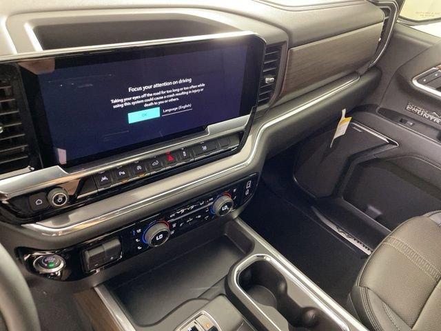 2025 Chevrolet Silverado 1500 Vehicle Photo in PHOENIX, AZ 85014-3381