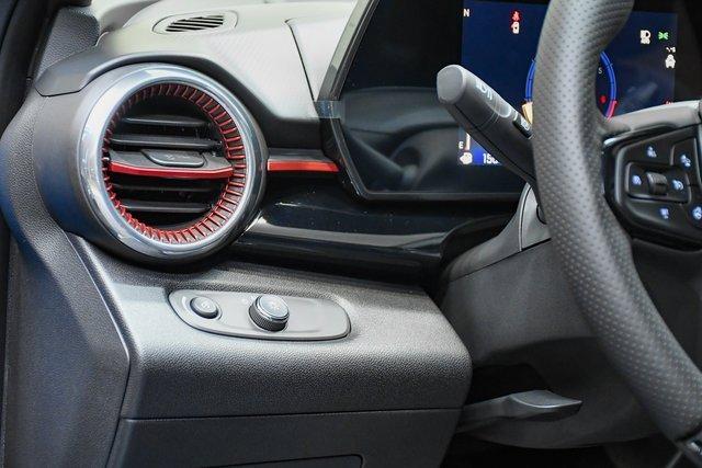 2025 Chevrolet Trax Vehicle Photo in EVERETT, WA 98203-5662