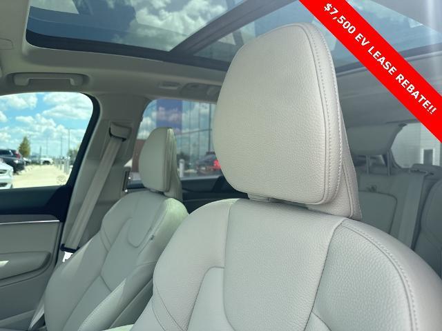 2025 Volvo XC90 Plug-In Hybrid Vehicle Photo in Grapevine, TX 76051