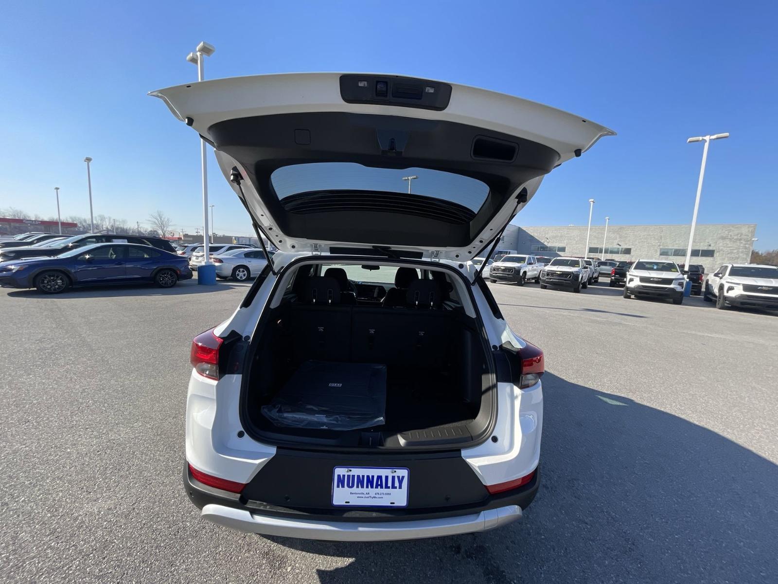 2025 Chevrolet Trailblazer Vehicle Photo in BENTONVILLE, AR 72712-4322