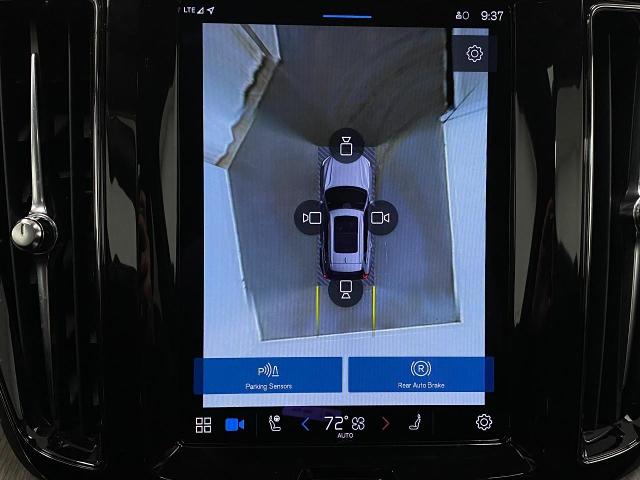 2022 Volvo XC60 Vehicle Photo in Appleton, WI 54913