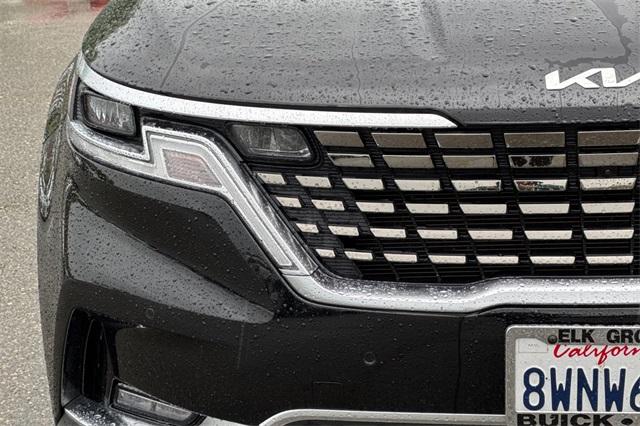 2022 Kia Carnival Vehicle Photo in ELK GROVE, CA 95757-8703