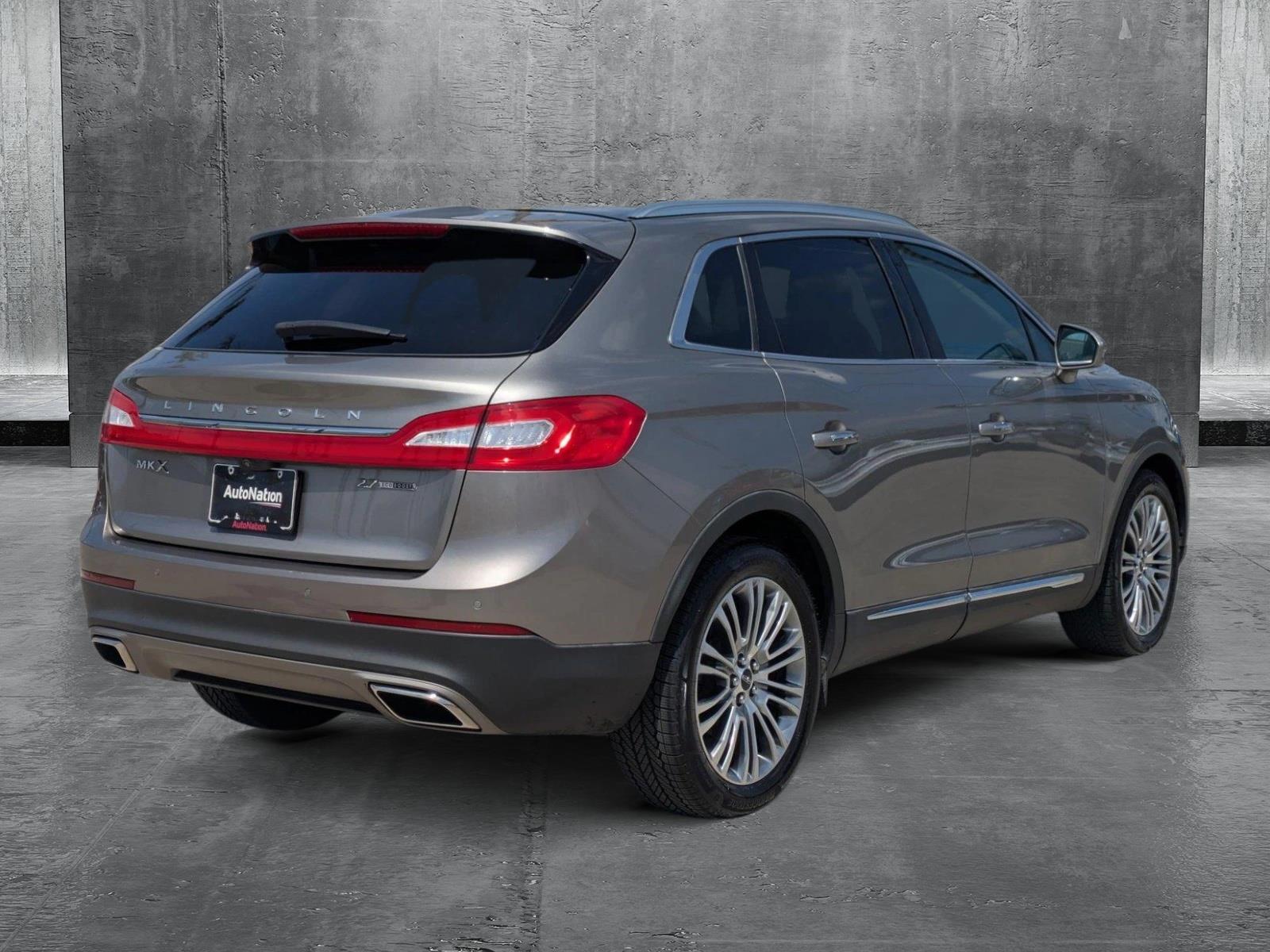 2016 Lincoln MKX Vehicle Photo in Tustin, CA 92782