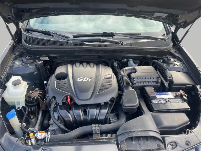 2013 Hyundai SONATA Vehicle Photo in Oshkosh, WI 54904