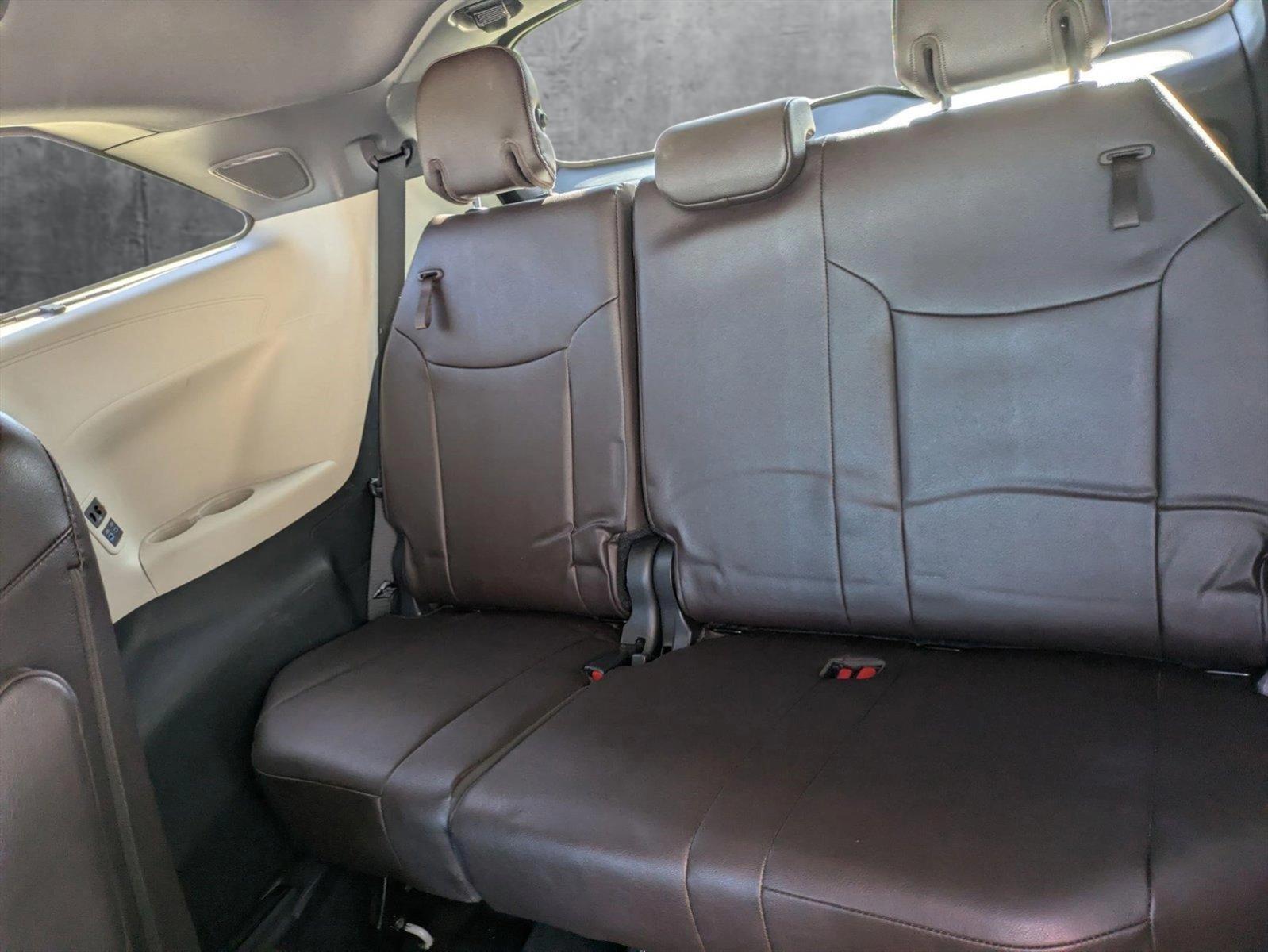 2024 Toyota Sienna Vehicle Photo in Winter Park, FL 32792