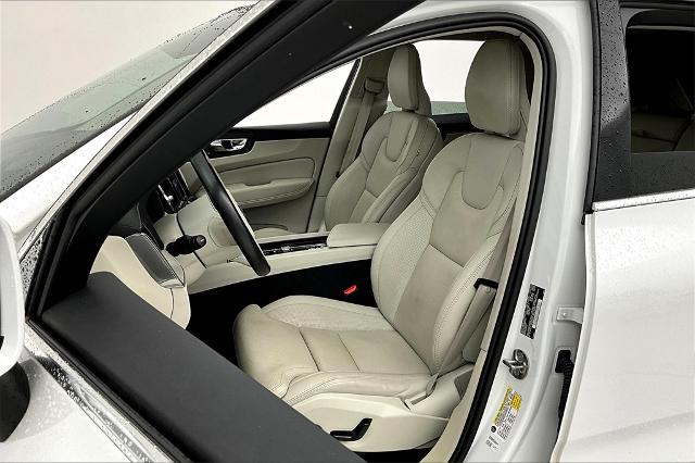 2022 Volvo XC60 Vehicle Photo in Grapevine, TX 76051