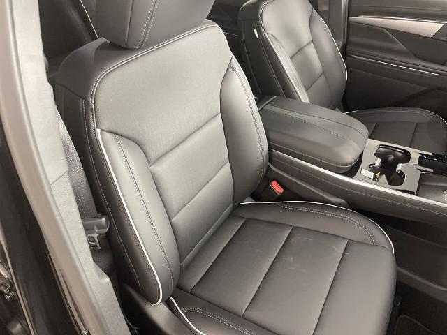 2025 Buick Enclave Vehicle Photo in GILBERT, AZ 85297-0402