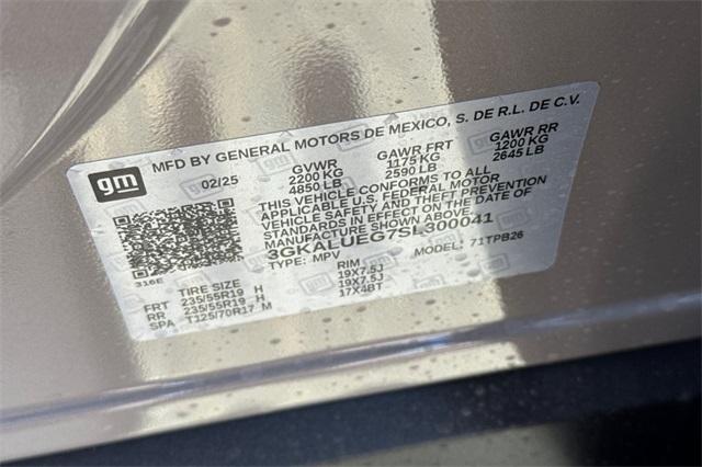 2025 GMC Terrain Vehicle Photo in ELK GROVE, CA 95757-8703