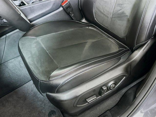 2023 Jeep Grand Cherokee L Vehicle Photo in Doylsetown, PA 18901