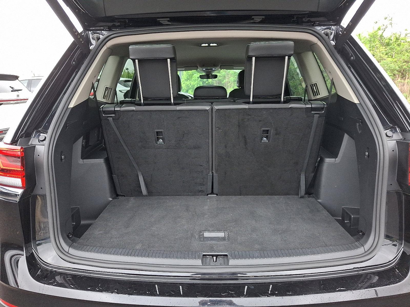 2024 Volkswagen Atlas Vehicle Photo in Trevose, PA 19053
