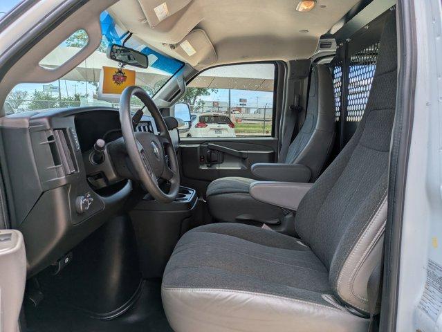 2023 Chevrolet Express Cargo 2500 Vehicle Photo in SELMA, TX 78154-1460