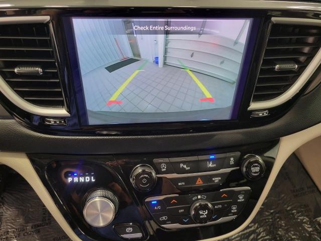 2023 Chrysler Pacifica Vehicle Photo in Neenah, WI 54956