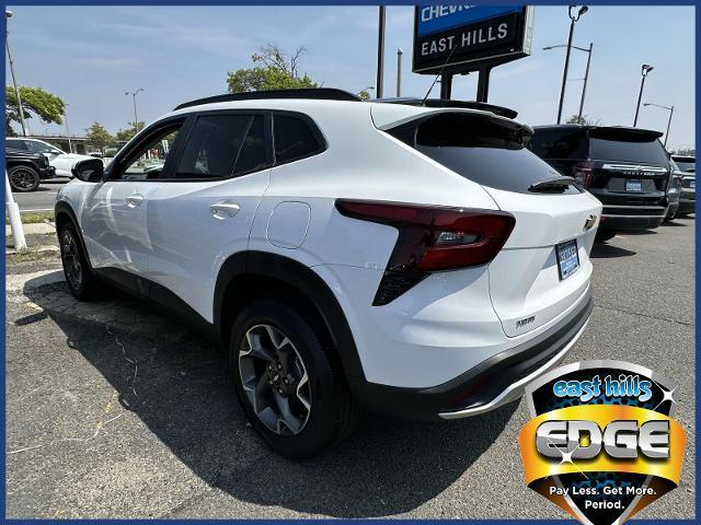 2024 Chevrolet Trax Vehicle Photo in Roslyn, NY 11576