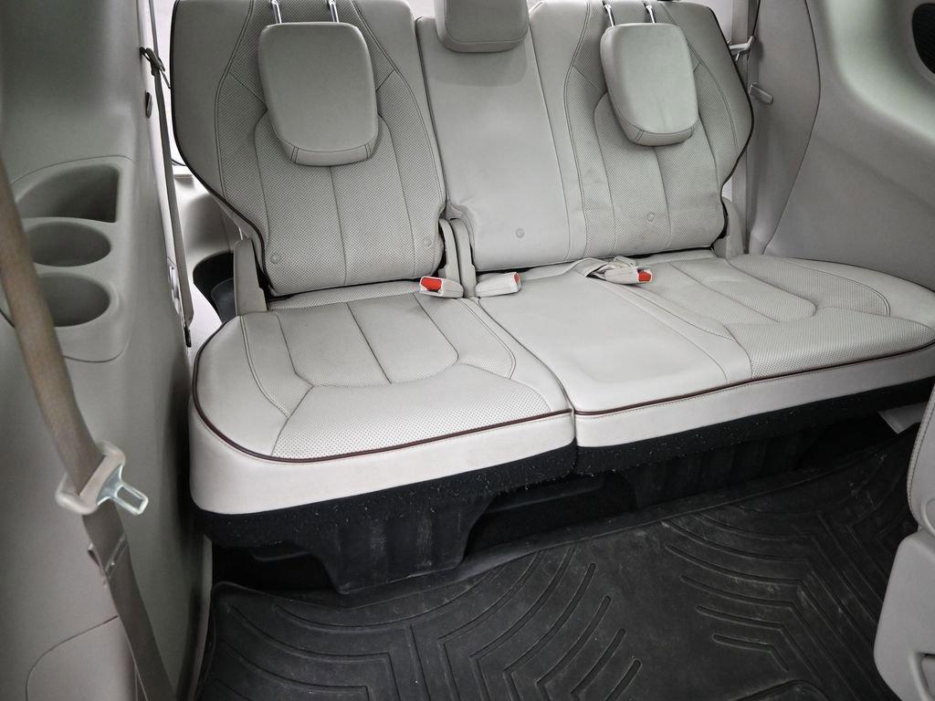 2019 Chrysler Pacifica Vehicle Photo in Marion, IA 52302