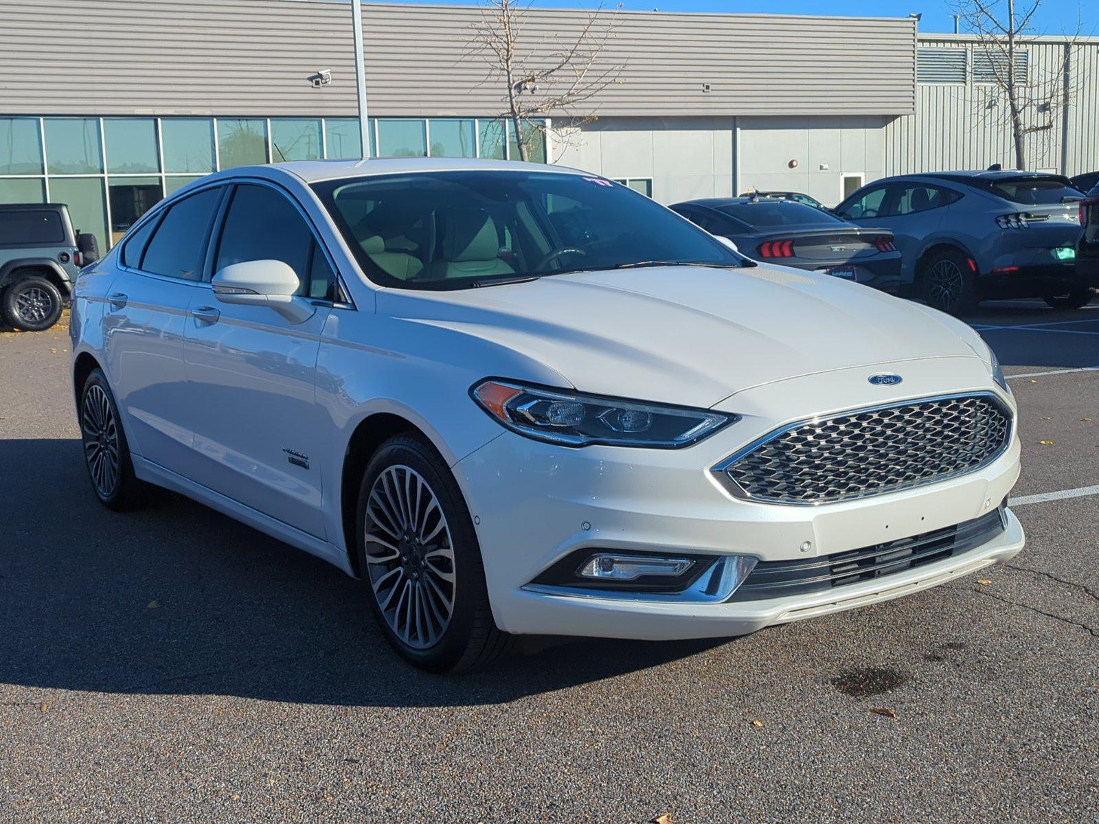 2017 Ford Fusion Energi Vehicle Photo in Memphis, TN 38133