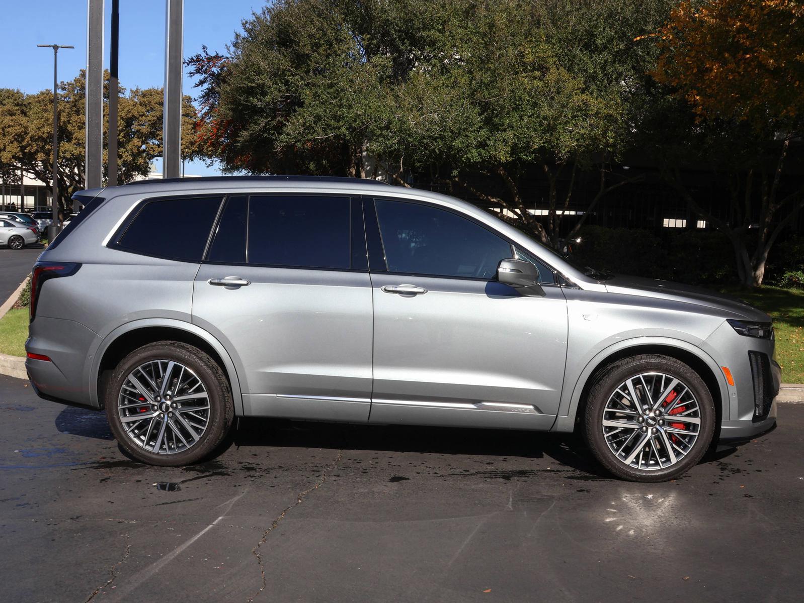 2024 Cadillac XT6 Vehicle Photo in DALLAS, TX 75209-3095