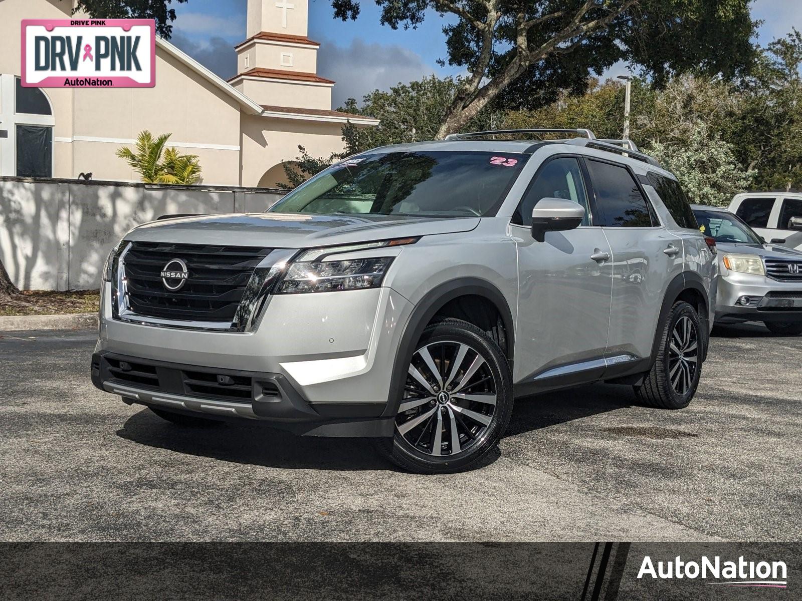 2023 Nissan Pathfinder Vehicle Photo in GREENACRES, FL 33463-3207