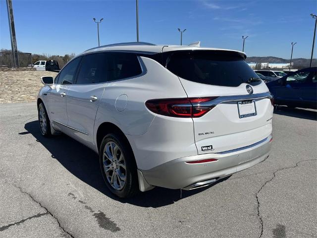 2018 Buick Enclave Vehicle Photo in ALCOA, TN 37701-3235