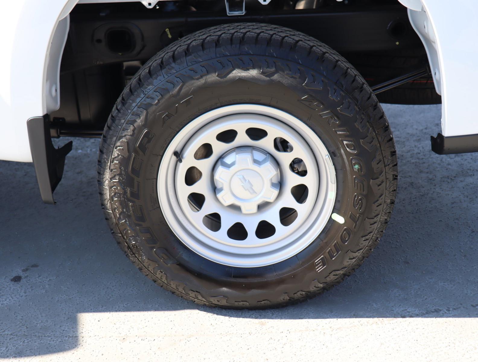 2025 Chevrolet Silverado 1500 Vehicle Photo in LOS ANGELES, CA 90007-3794