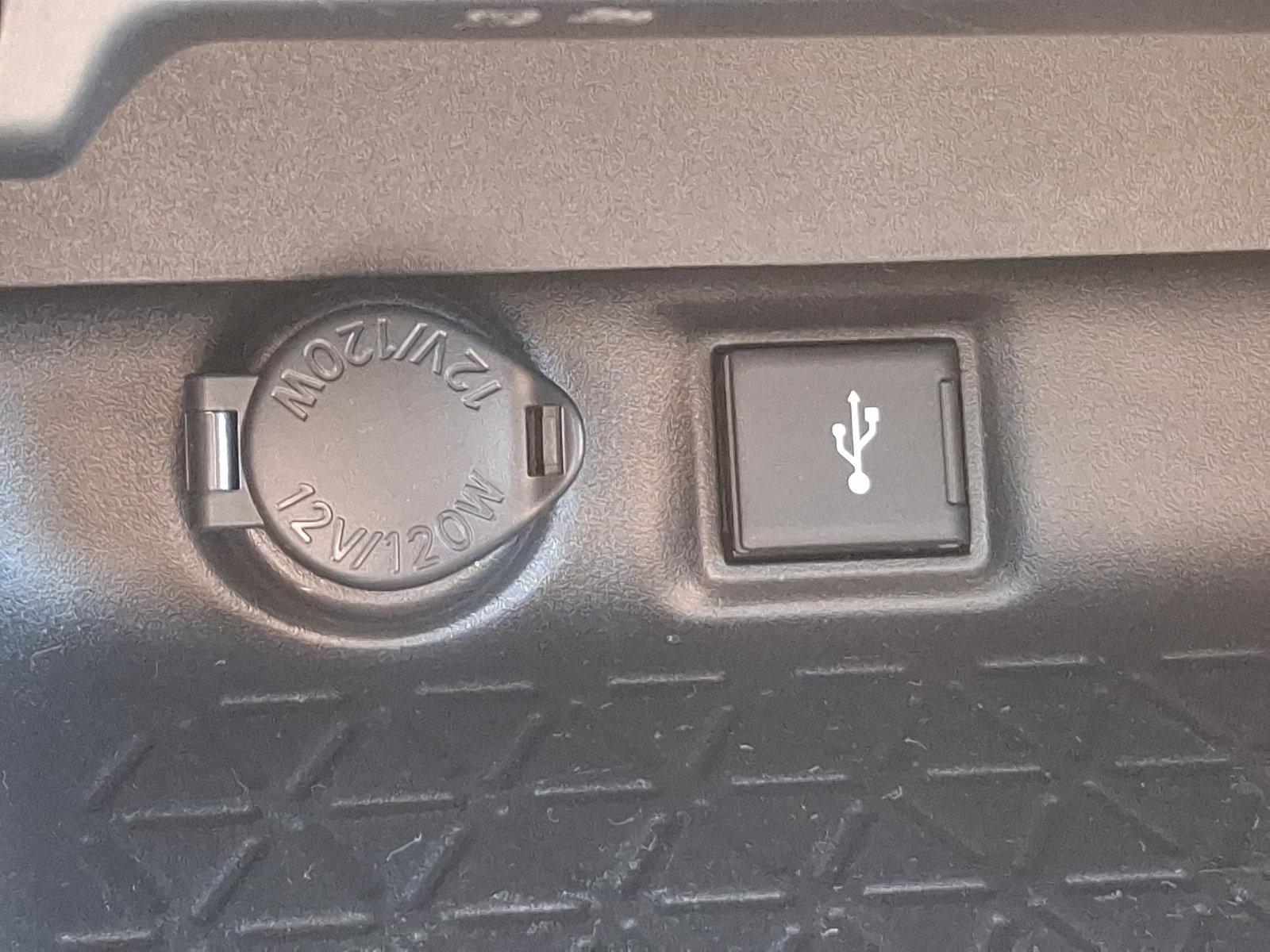 2022 Toyota RAV4 Vehicle Photo in Trevose, PA 19053