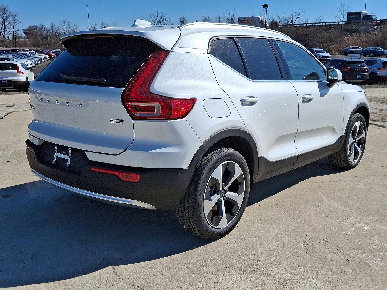2025 Volvo XC40 Vehicle Photo in Trevose, PA 19053