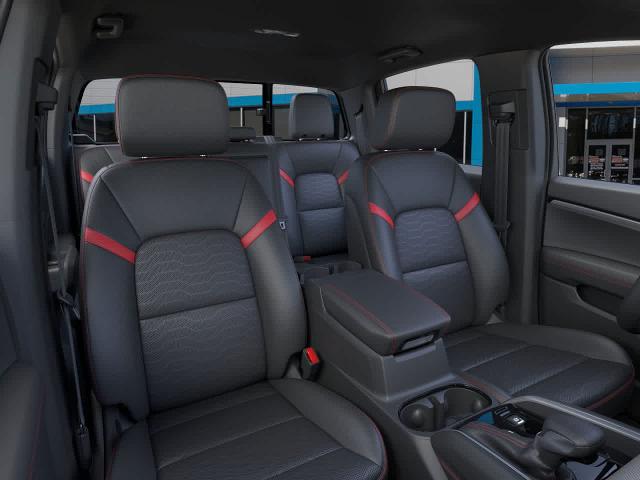 2025 Chevrolet Colorado Vehicle Photo in MOON TOWNSHIP, PA 15108-2571