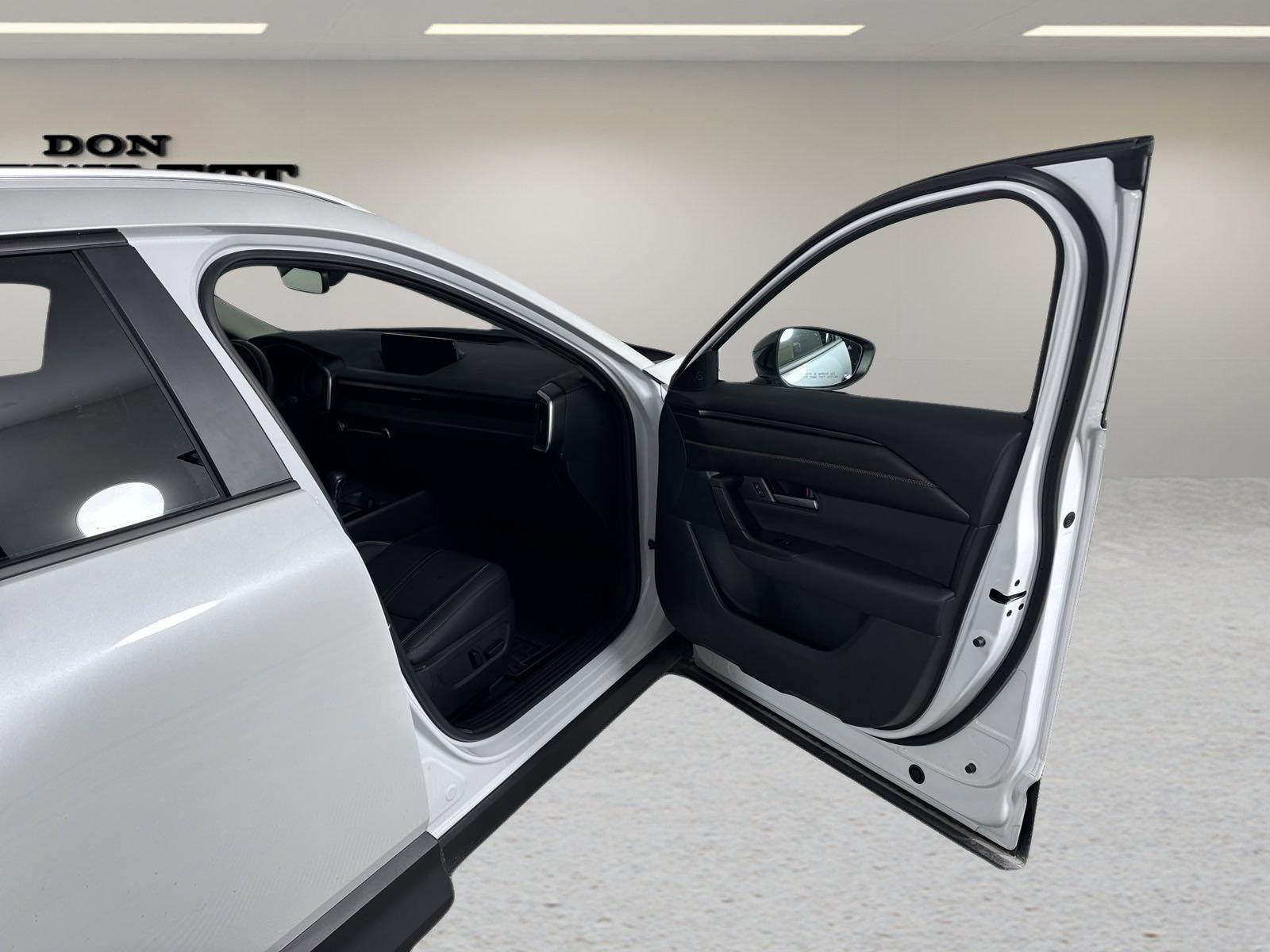 2024 Mazda CX-50 Vehicle Photo in GEORGETOWN, TX 78626-7508