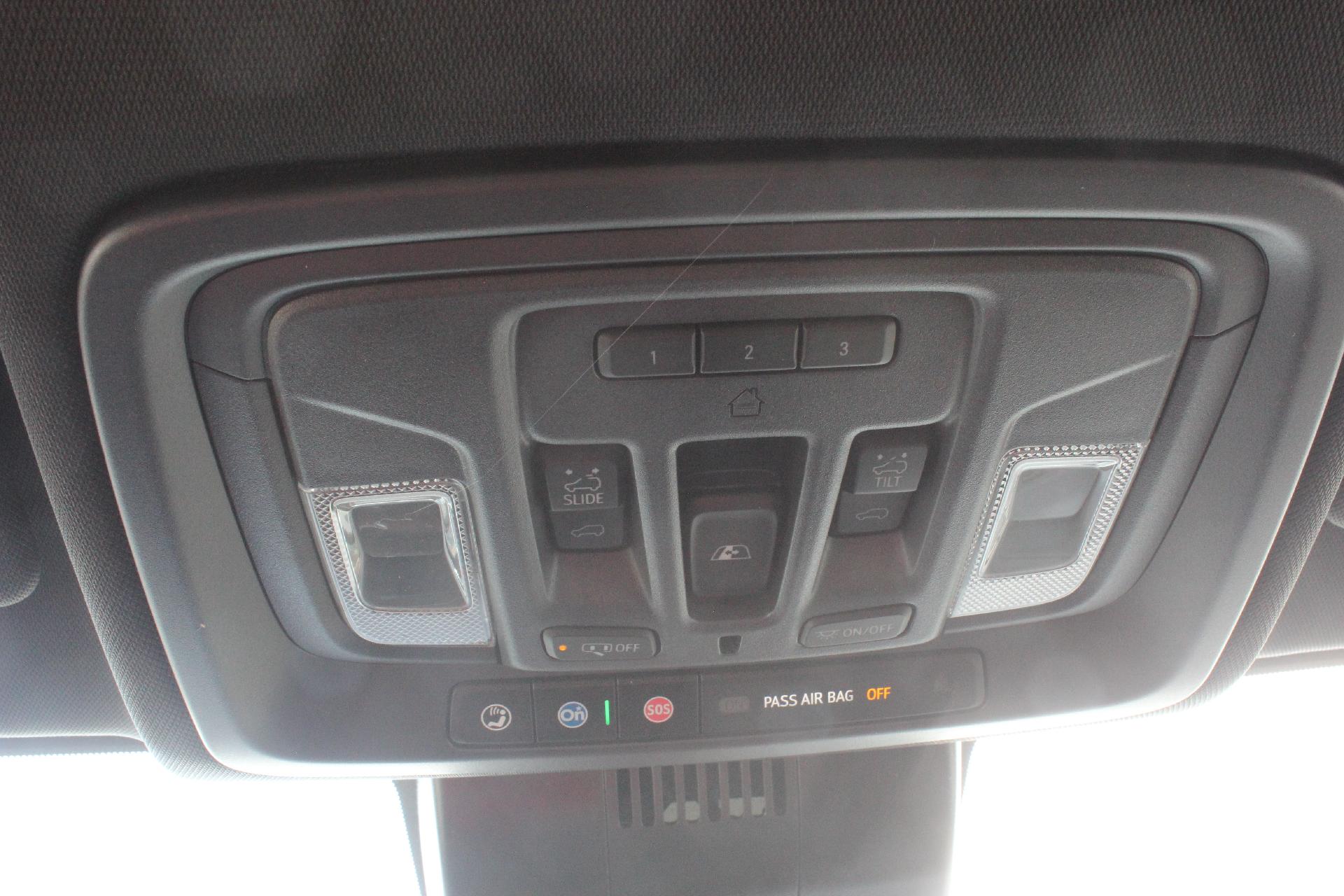 2025 GMC Sierra 3500 HD Vehicle Photo in AURORA, CO 80012-4011
