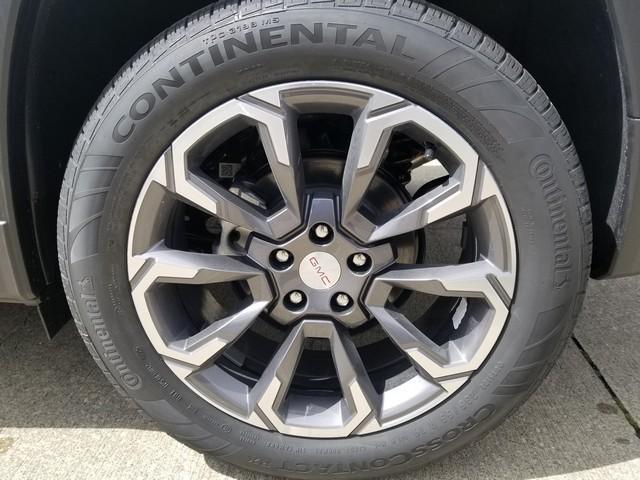 2025 GMC Terrain Vehicle Photo in ELYRIA, OH 44035-6349